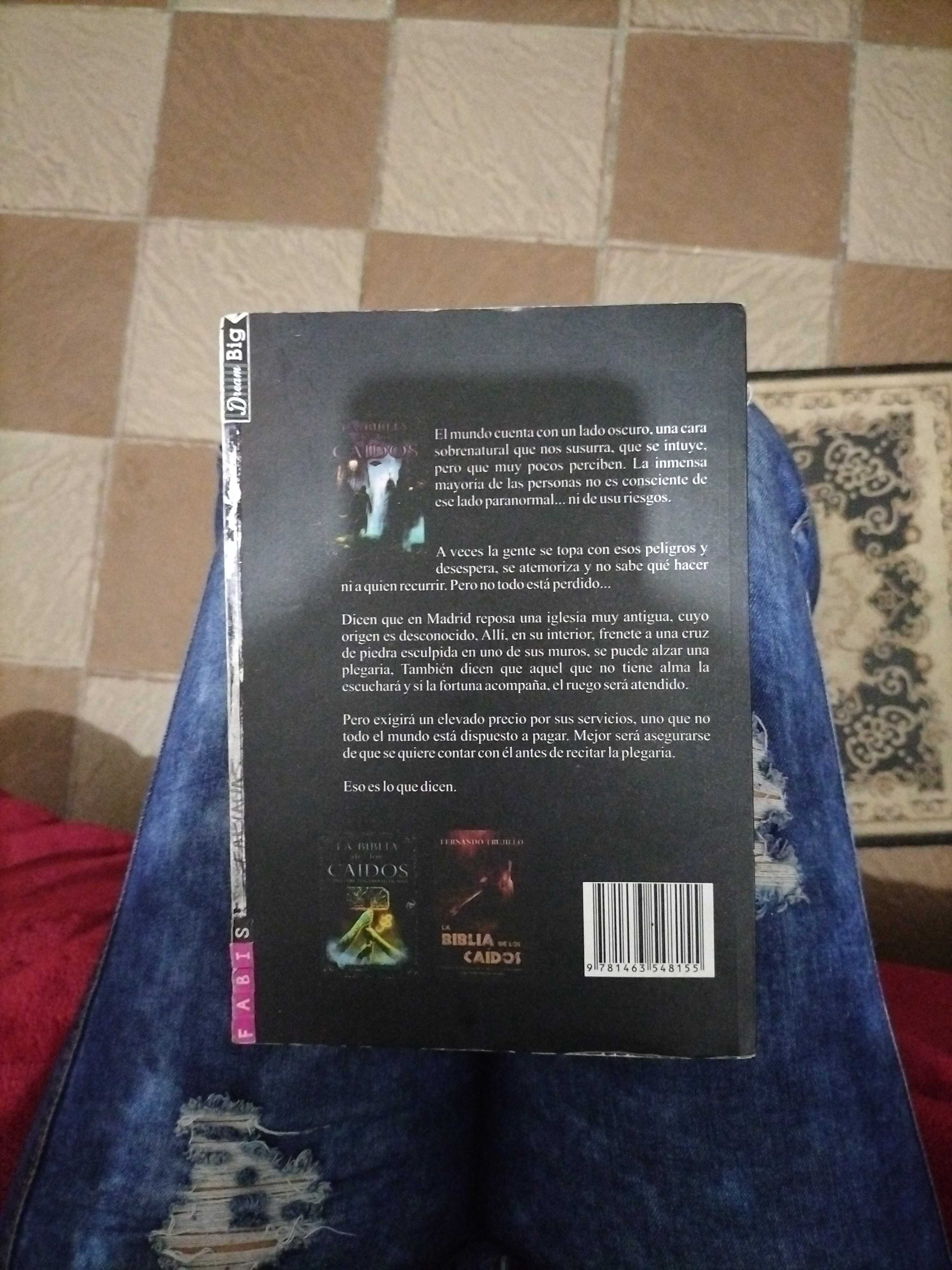 Imagen 2 del libro La biblia de los caídos