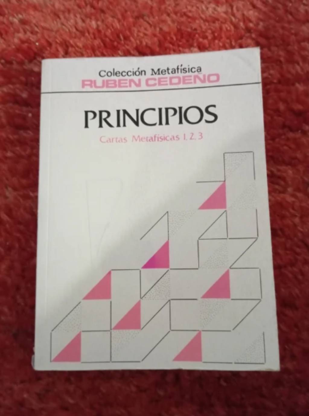 Descubre los Secretos del Alma: Una Revisión Detallada de ‘Principios – Cartas Metafísicas 1, 2, 3’ de Rubén Cedeño